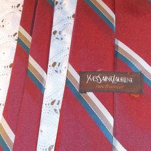 YSL Men Tie has some wear